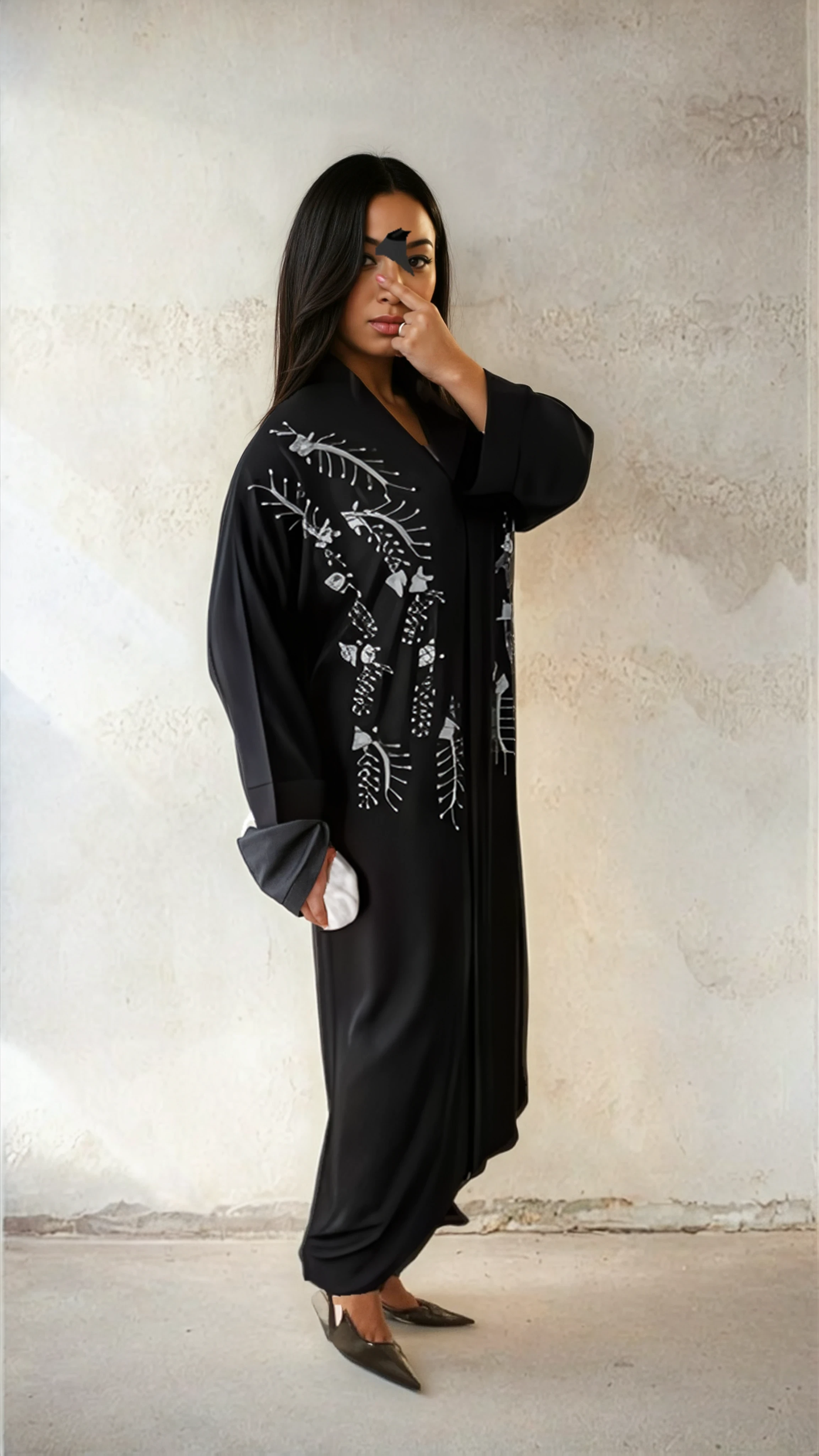 NERISSA ABAYA — NOIR